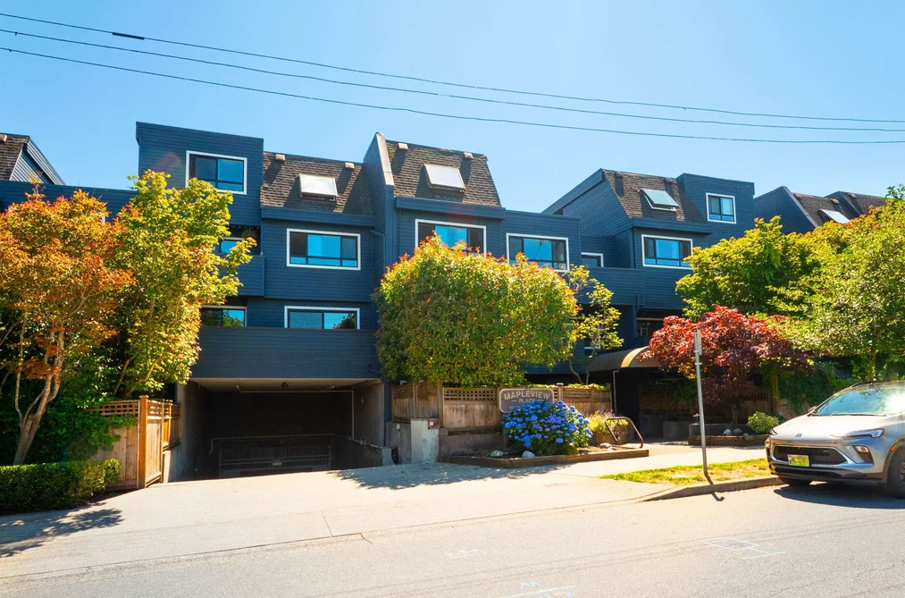 Condo for sale at 207 1990 W 6th Avenue Vancouver British Columbia - MLS: R3145846
