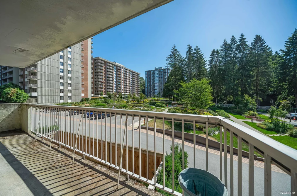 207 2020 FULLERTON AVENUE, North Vancouver BC V7P 3G3, North Vancouver BC — Residential for Sale — Photo 14 of 26