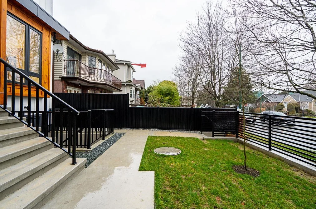 1 2753 NANAIMO STREET, Vancouver BC V5N 5E9, Vancouver BC — Residential for Sale - Photo 3