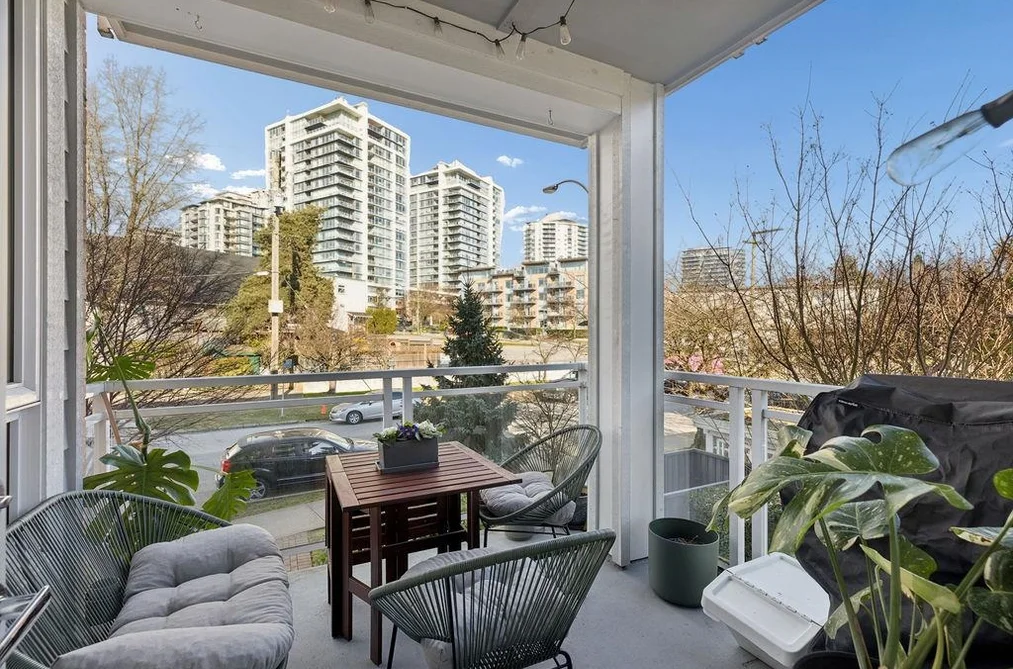 207 217 W 8TH STREET, North Vancouver BC V7M 0C2, North Vancouver BC — Residential for Sale — Photo 14 of 29