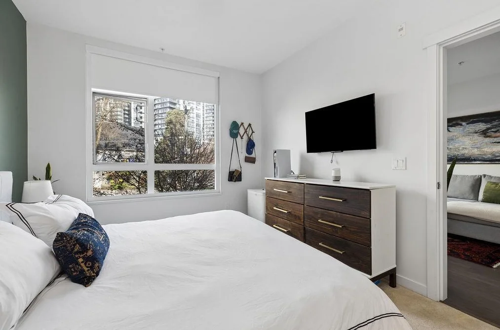 207 217 W 8TH STREET, North Vancouver BC V7M 0C2, North Vancouver BC — Residential for Sale — Photo 19 of 29