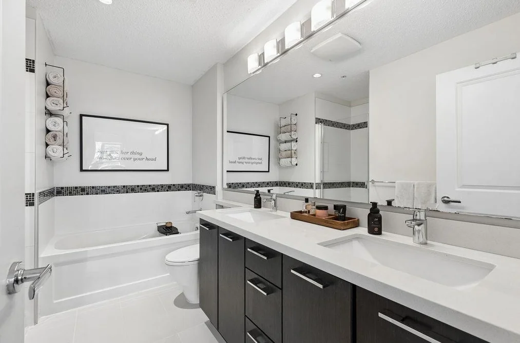 207 217 W 8TH STREET, North Vancouver BC V7M 0C2, North Vancouver BC — Residential for Sale — Photo 21 of 29