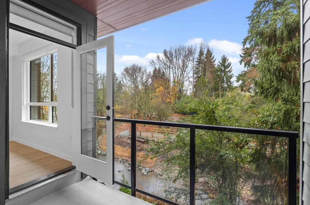 Condo for sale at 207 27249 Aldergrove Town Centre Drive Langley British Columbia - MLS: R3106358