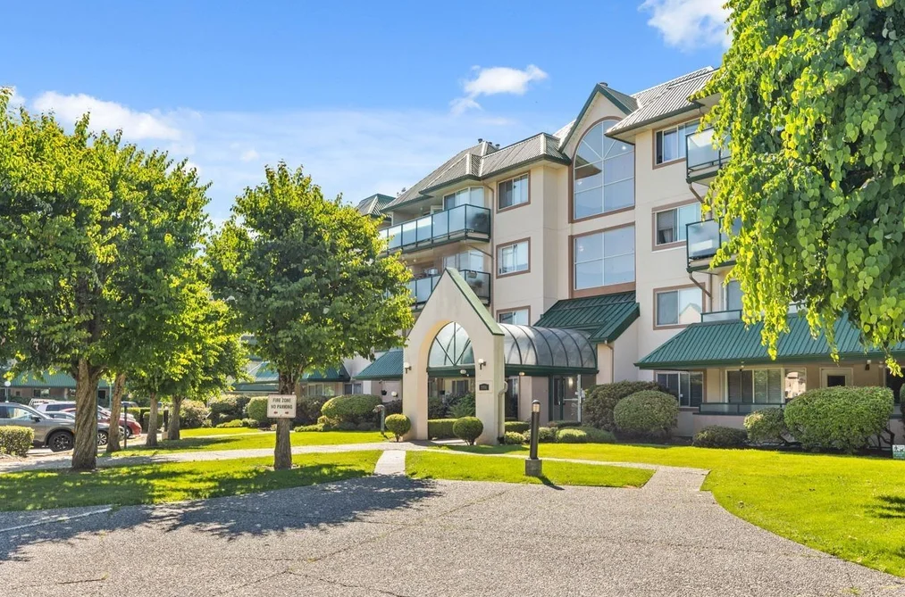 207 2962 TRETHEWEY STREET, Abbotsford BC V2T 4M3, Abbotsford BC — Residential for Sale — Photo 3 of 26