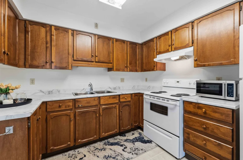 207 32070 PEARDONVILLE ROAD, Abbotsford BC V2T 6N9, Abbotsford BC — Residential for Sale - Photo 4