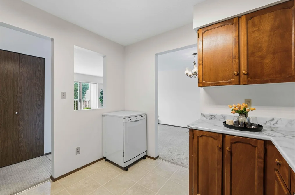 207 32070 PEARDONVILLE ROAD, Abbotsford BC V2T 6N9, Abbotsford BC — Residential for Sale - Photo 5