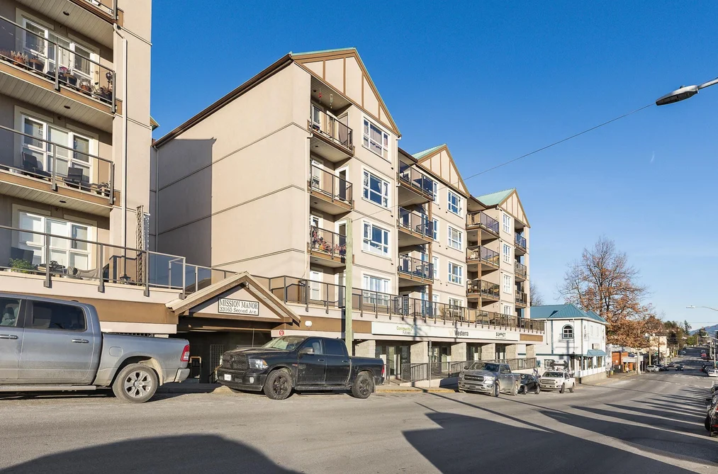 207 33165 2 AVENUE, Mission BC V2V 6T8, Mission BC — Residential for Sale - Photo 2
