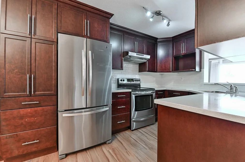 207 33233 BOURQUIN CRESCENT, Abbotsford BC V2S 1Y2, Abbotsford BC — Residential for Sale - Photo 2