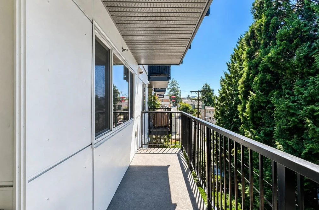 207 357 E 2ND STREET, North Vancouver BC V7L 1C6, North Vancouver BC — Residential for Sale — Photo 16 of 17