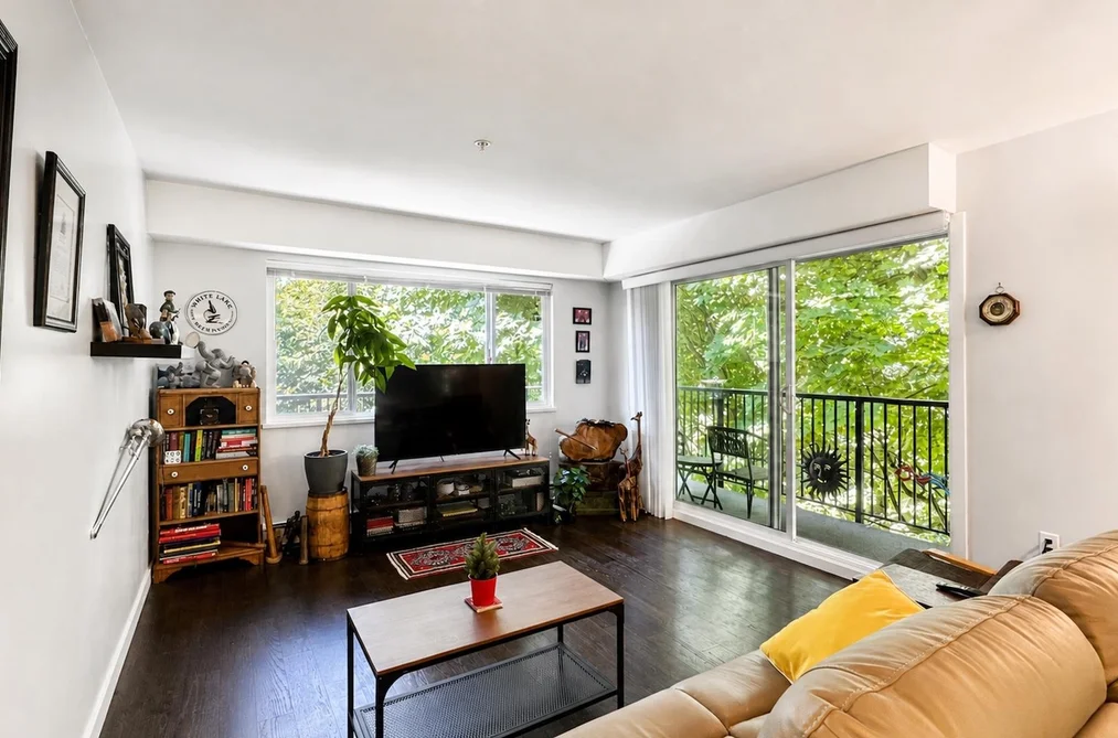 207 357 E 2ND STREET, North Vancouver BC V7L 1C6, North Vancouver BC — Residential for Sale - Photo 2