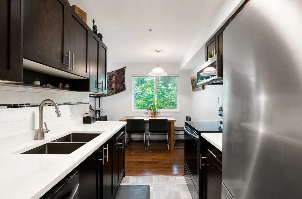 207 357 E 2ND STREET, North Vancouver BC V7L 1C6, North Vancouver BC — Residential for Sale — Photo 8 of 17