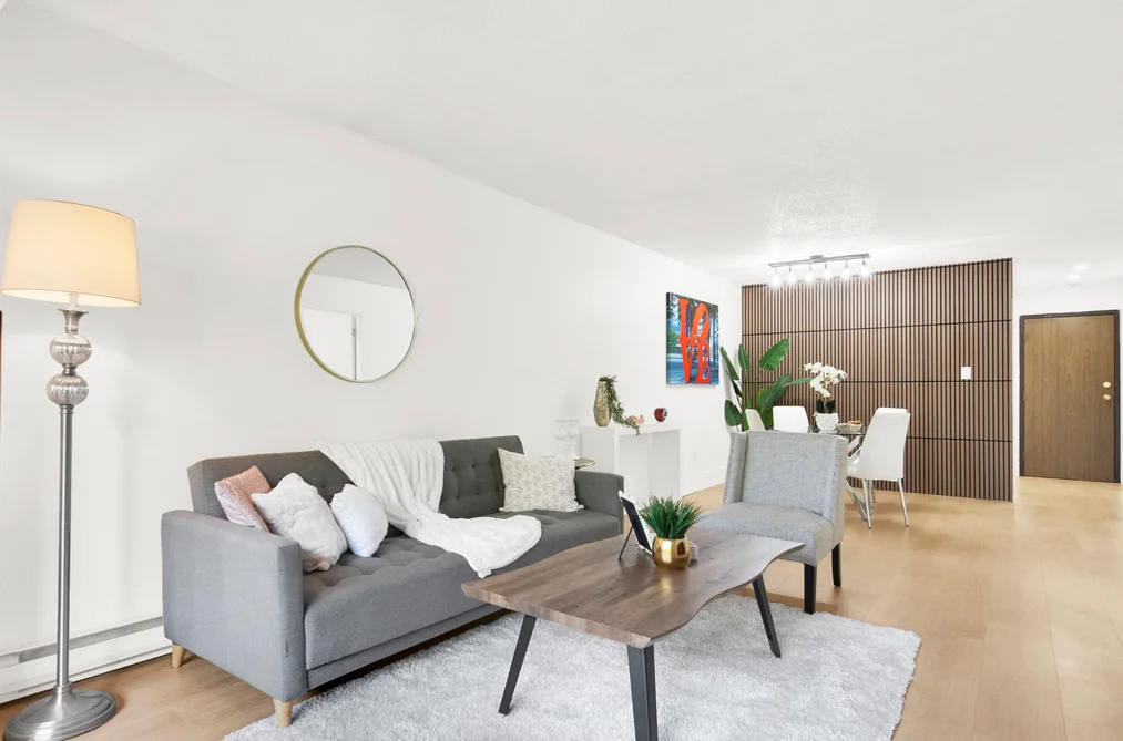 Condo for sale at 207 37 Agnes Street New Westminster British Columbia - MLS: R3093787