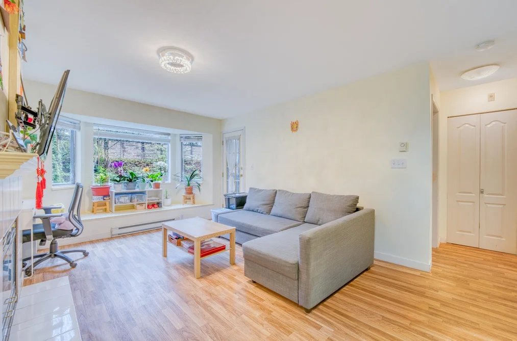 207 3738 NORFOLK STREET, Burnaby BC V5G 4V4, Burnaby BC — Residential for Sale - Photo 2