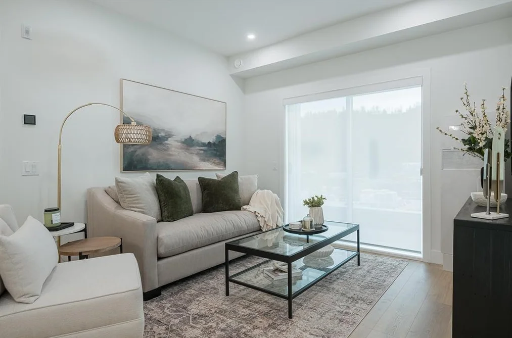 Condo for sale at 207 46187 Thomas Road Chilliwack British Columbia - MLS: R3144046