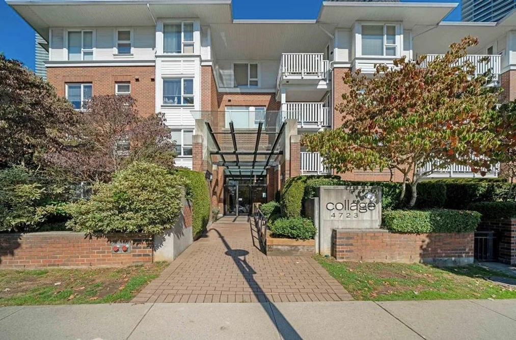 Condo for sale at 207 4723 Dawson Street Burnaby British Columbia - MLS: R3164281