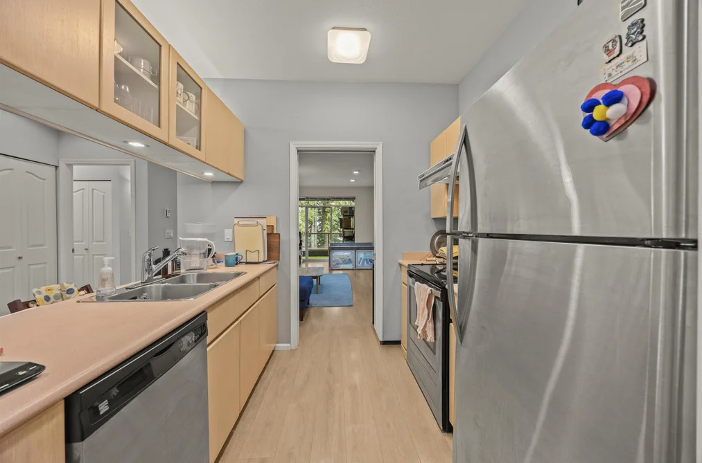 207 4951 SANDERS STREET, Burnaby BC V5H 1S8, Burnaby BC — Residential for Sale - Photo 5