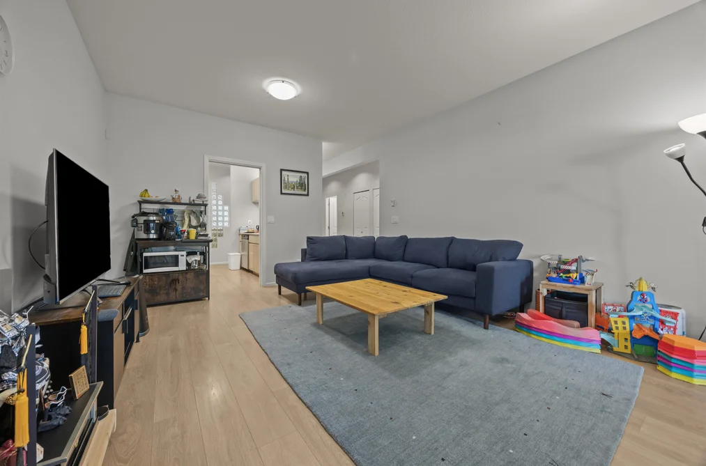 207 4951 SANDERS STREET, Burnaby BC V5H 1S8, Burnaby BC — Residential for Sale - Photo 7