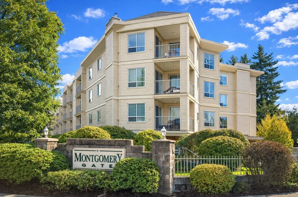 Condo for sale at 207 5450 208th Street Langley British Columbia - MLS: R3104225
