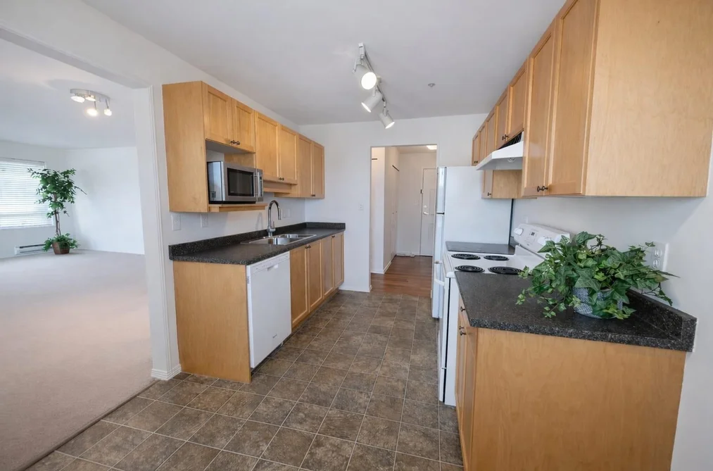 207 5450 208TH STREET, Langley BC V3A 2J9, Langley BC — Residential for Sale - Photo 4