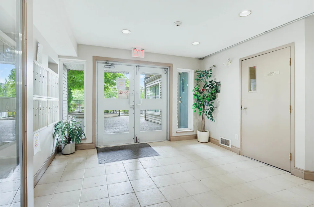 207 5759 GLOVER ROAD, Langley BC V3A 8M8, Langley BC — Residential for Sale — Photo 5 of 27
