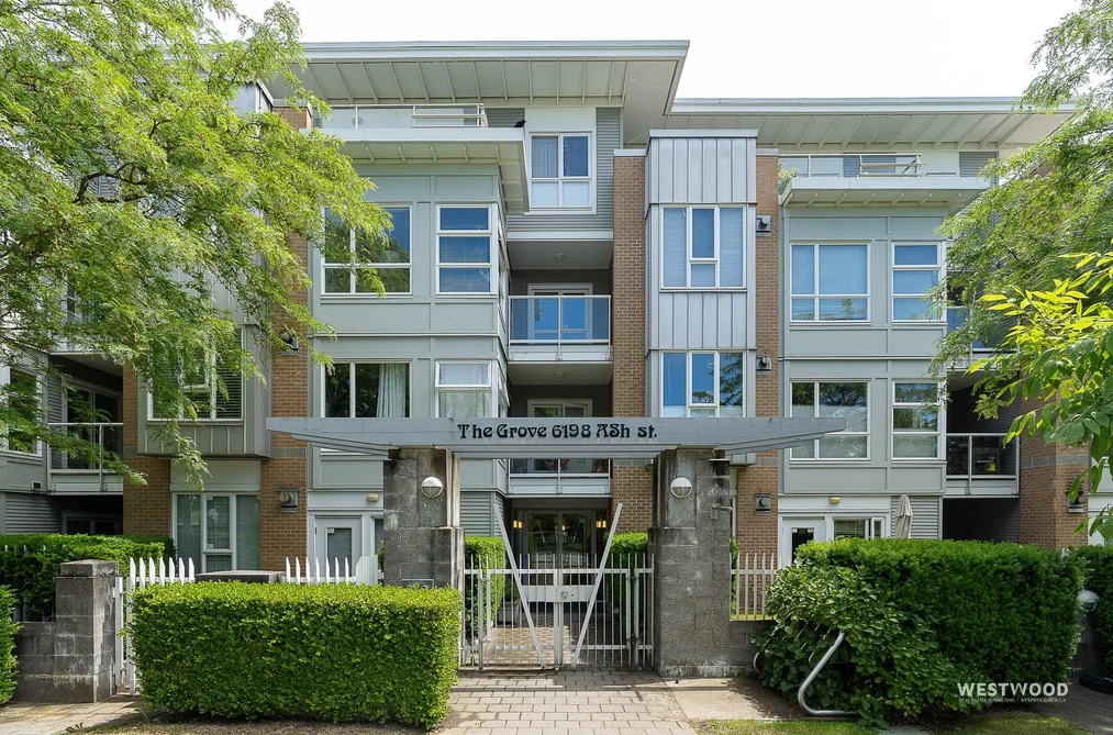 Condo for sale at 207 6198 Ash Street Vancouver British Columbia - MLS: R3134313
