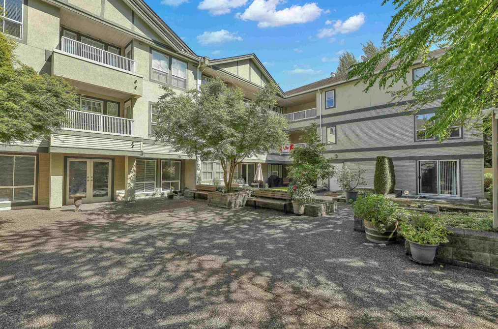 207 6385 121 STREET, Surrey BC V3X 3K6, Surrey BC — Residential for Sale — Photo 34 of 37