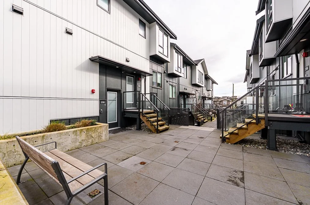 207 7161 17TH AVENUE, Burnaby BC V3N 0K1, Burnaby BC — Residential for Sale - Photo 6