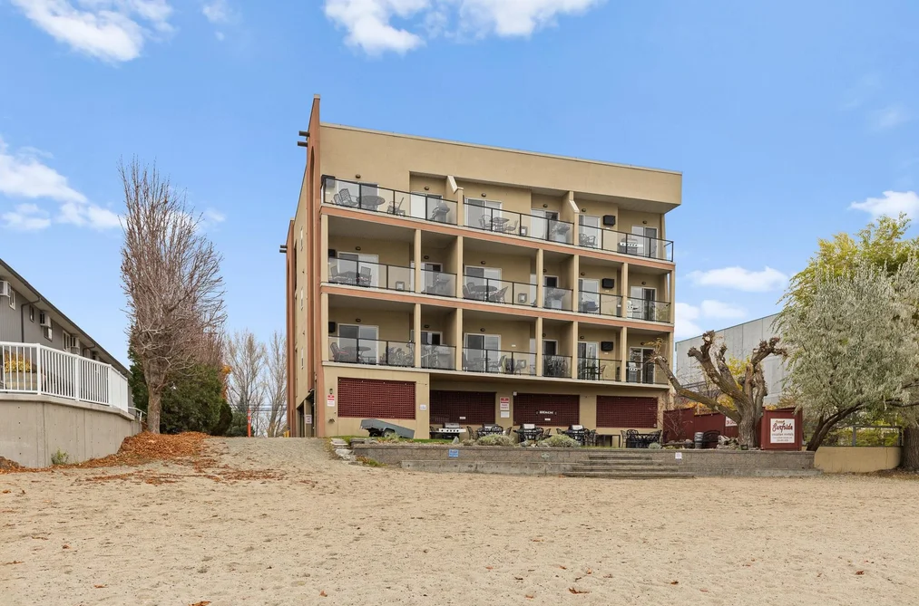 207 7310 MAIN STREET, No City Value BC V0H 1V0, No City Value BC — Residential for Sale - Photo 3