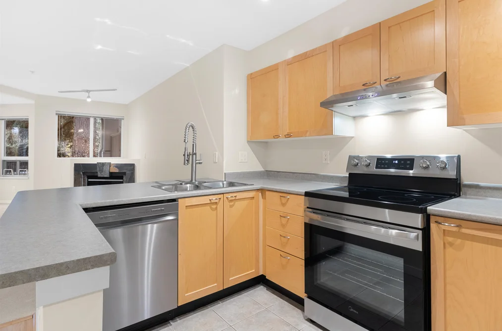 207 7383 GRIFFITHS DRIVE, Burnaby BC V5E 4M8, Burnaby BC — Residential for Sale - Photo 2