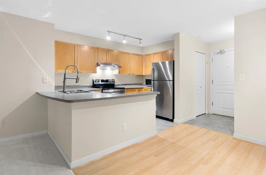 207 7383 GRIFFITHS DRIVE, Burnaby BC V5E 4M8, Burnaby BC — Residential for Sale - Photo 7