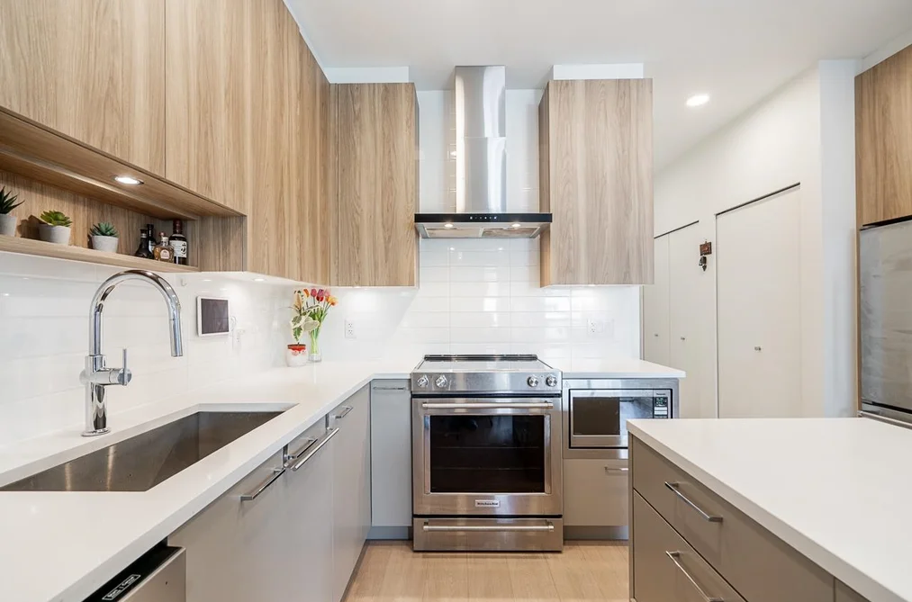 Condo for sale at 207 7599 15th Street Burnaby British Columbia - MLS: R3119302