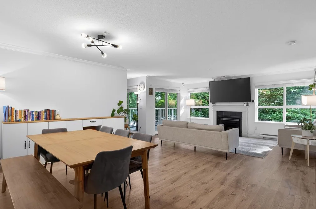 Condo for sale at 207 9668 148 Street Surrey British Columbia - MLS: R3120358