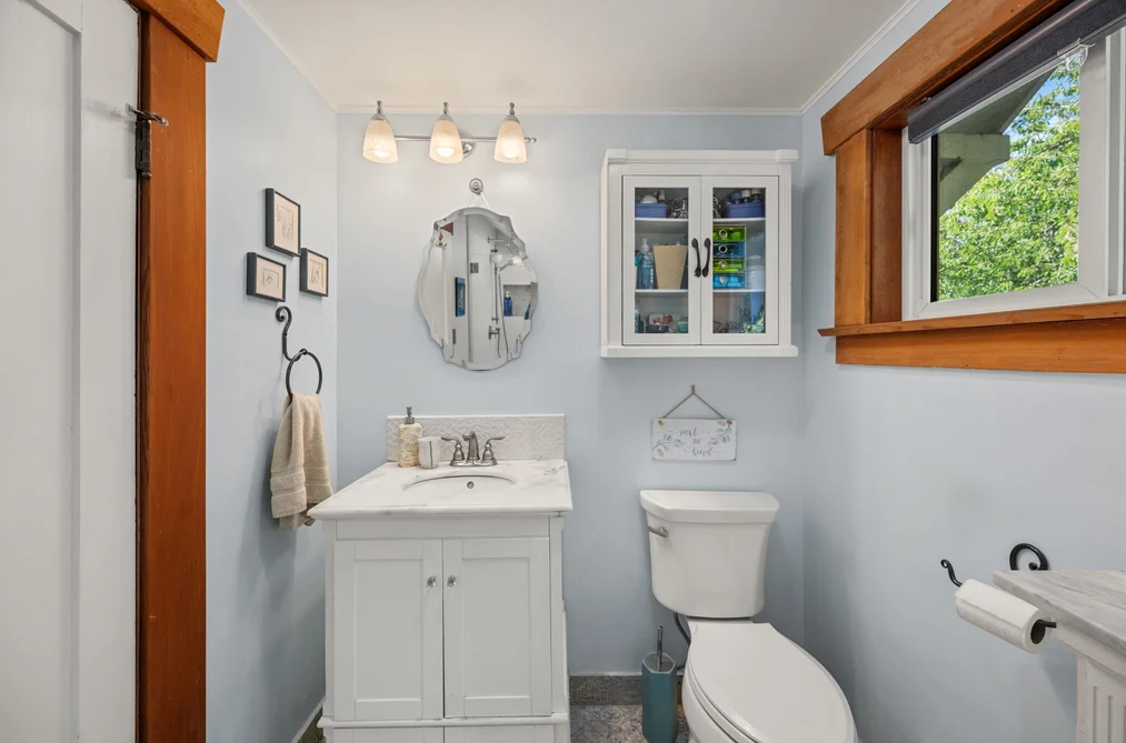 207 EIGHTH STREET, New Westminster, BC — Residential for Sale — Photo 21 of 37