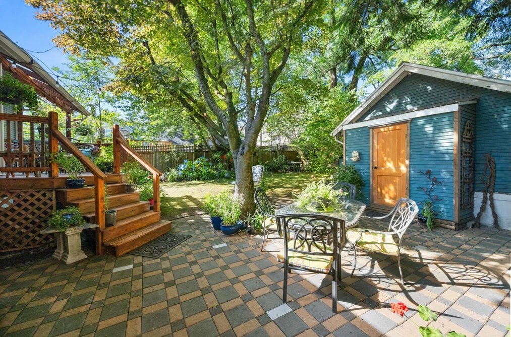 207 EIGHTH STREET, New Westminster, BC — Residential for Sale — Photo 33 of 37