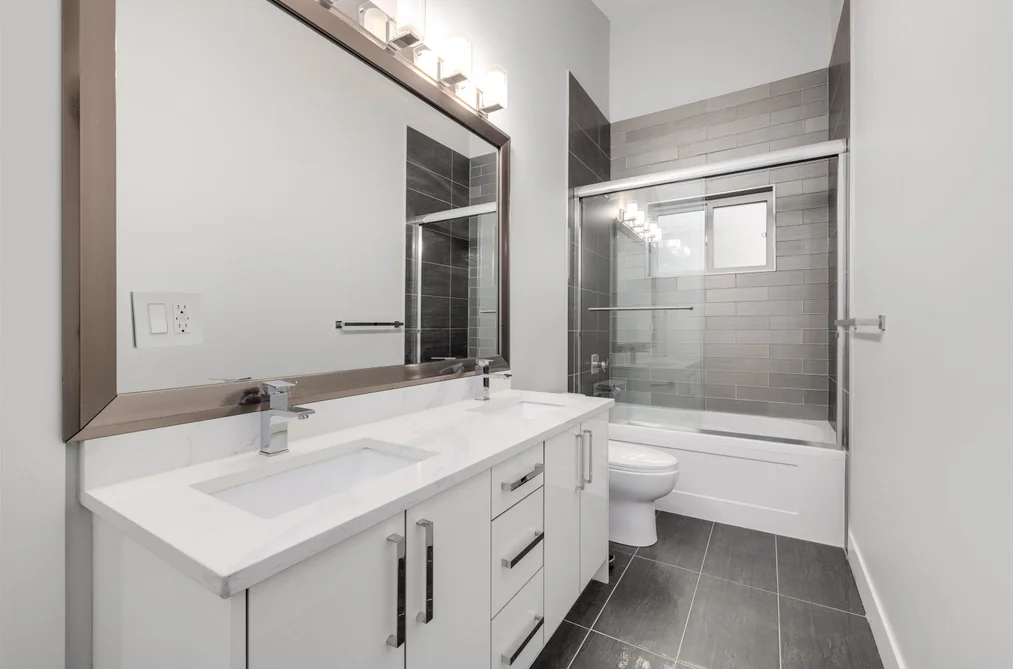 2071 165 STREET, Surrey BC V3Z 0X6, Surrey BC — Residential for Sale - Photo 2