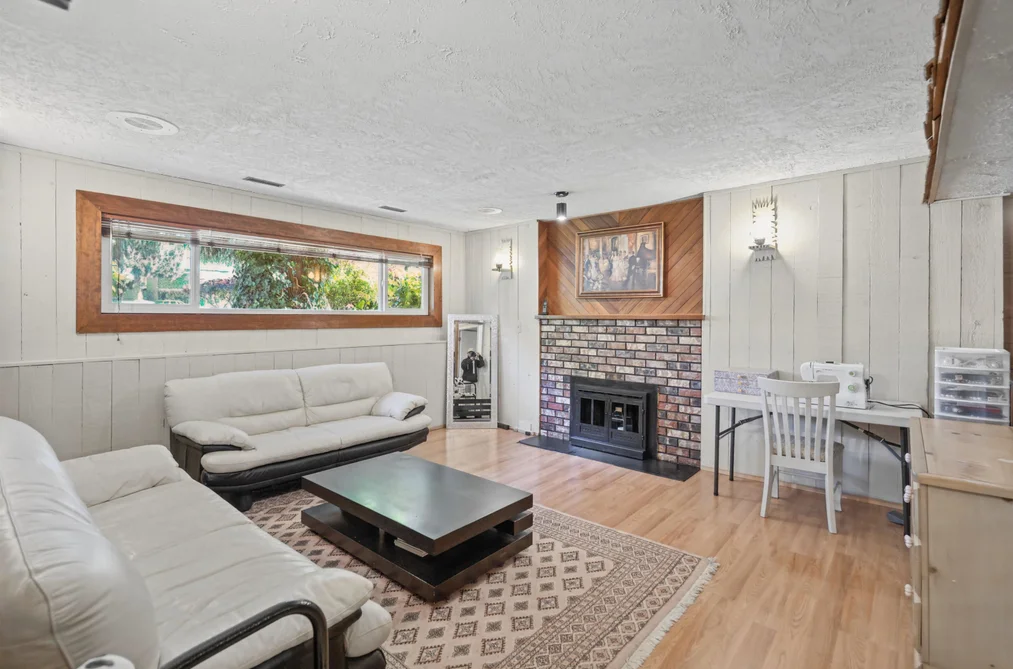 2071 Guilford Drive, Abbotsford, BC - MLS: R3178554 - Photo 20 2071 Guilford Drive, Abbotsford, BC - MLS: R3178554 - Photo 20