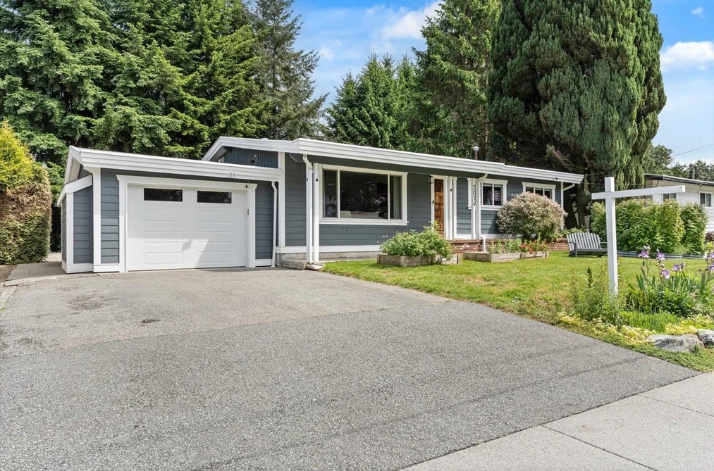 2074 BEAVER STREET, Abbotsford BC V2T 3C6, Abbotsford BC — Residential for Sale - Photo 3