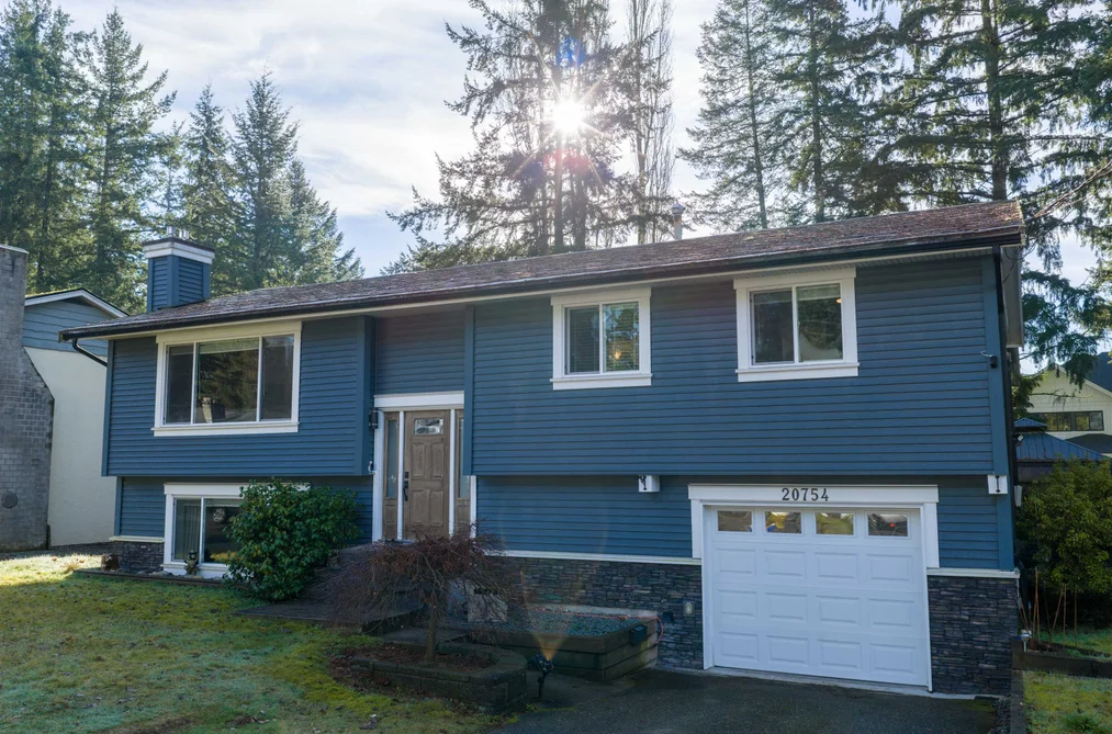 House for sale at 20754 39a Avenue Langley British Columbia - MLS: R3088518