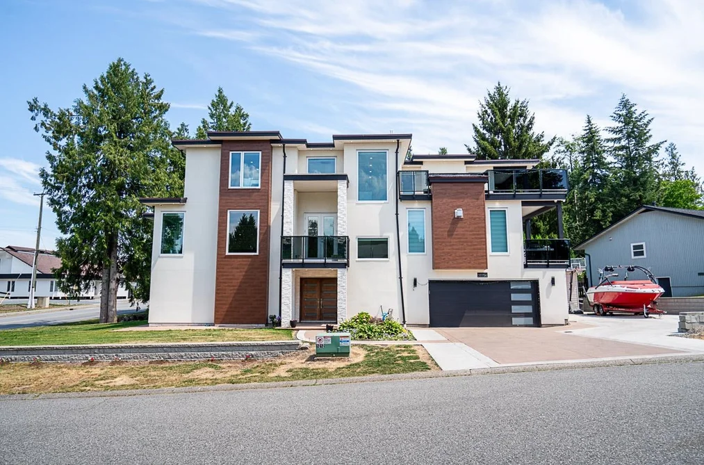 20754 48 AVENUE, Langley BC V3A 3L8, Langley BC — Residential for Sale — Photo 2 of 40