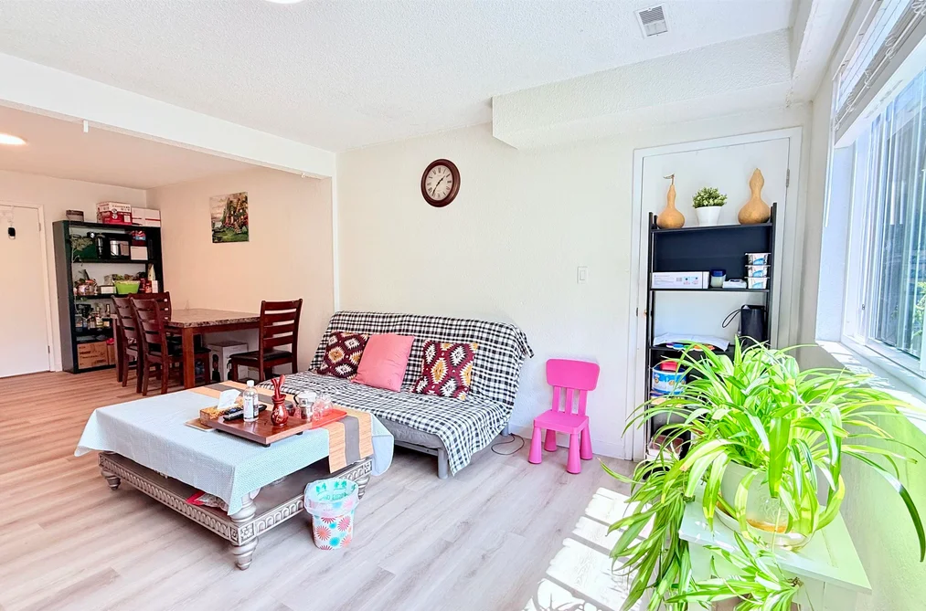 20763 39A AVENUE, Langley BC V3A 4Z3, Langley BC — Residential Income for Sale - Photo 4