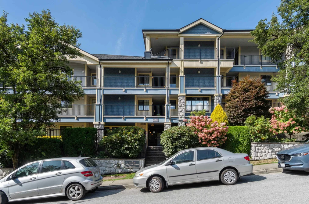 Condo for sale at 208 102 Begin Street Coquitlam British Columbia - MLS: R3164887