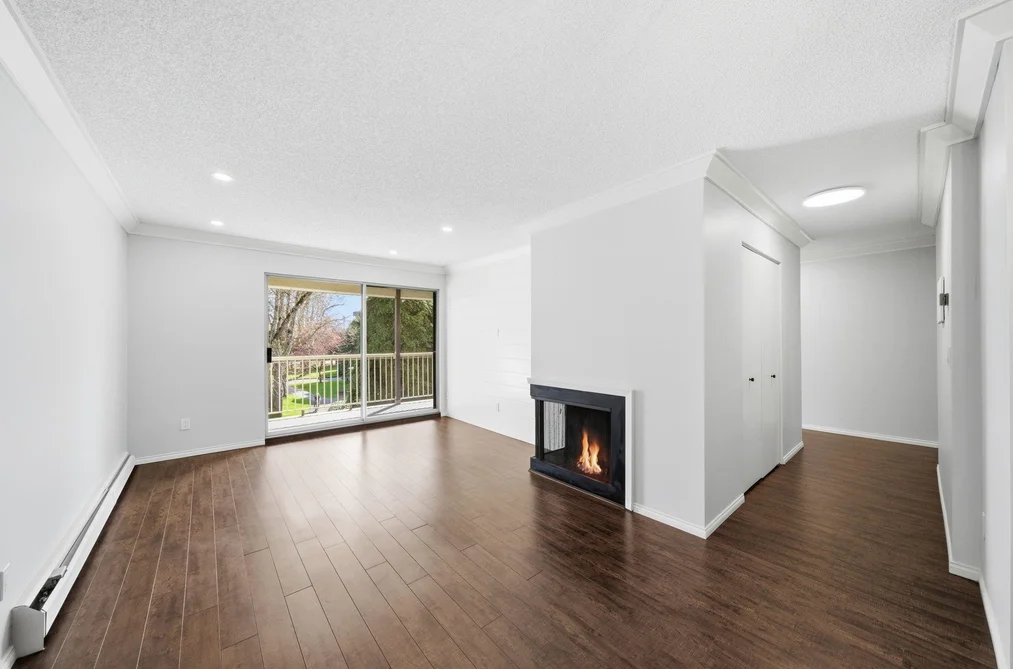 208 10631 NO. 3 ROAD, Richmond BC V7A 4L8, Richmond BC — Residential for Sale - Photo 2