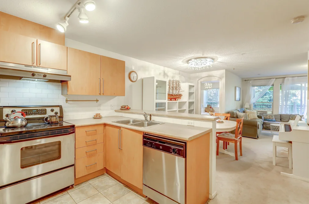 208 1150 E 29TH STREET, North Vancouver BC V7K 3E2, North Vancouver BC — Residential for Sale — Photo 12 of 34