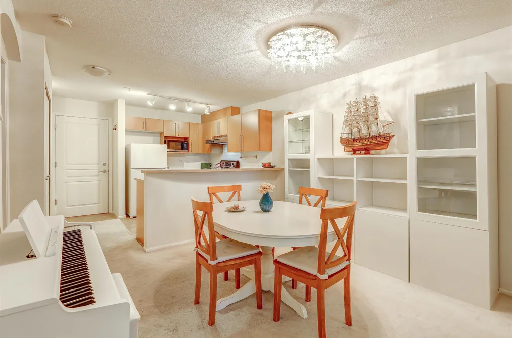 208 1150 E 29TH STREET, North Vancouver BC V7K 3E2, North Vancouver BC — Residential for Sale — Photo 6 of 34