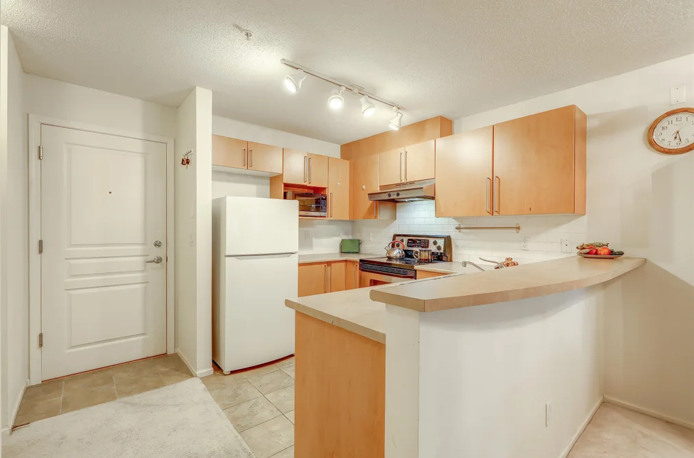 208 1150 E 29TH STREET, North Vancouver BC V7K 3E2, North Vancouver BC — Residential for Sale — Photo 9 of 34