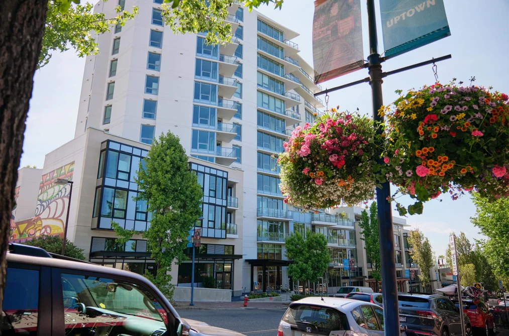 Condo for sale at 208 1342 Johnston Road White Rock British Columbia - MLS: R3037572