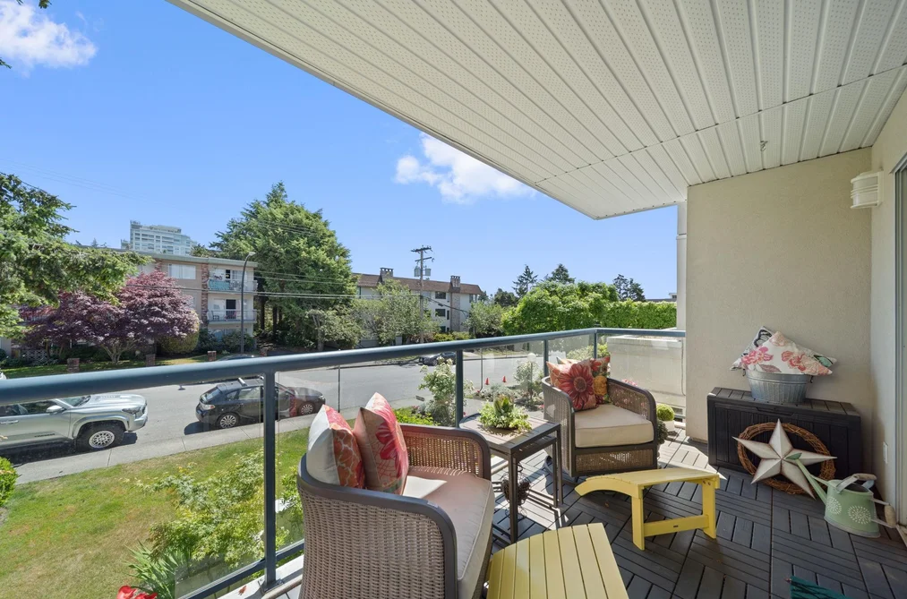 208 1441 BLACKWOOD STREET, White Rock BC V4B 3V6, White Rock BC — Residential for Sale — Photo 6 of 27