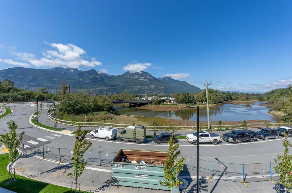208-1502 Scott Crescent, Squamish, BC - Townhouse for Sale - Photo 31 of 40 208-1502 Scott Crescent, Squamish, BC - Townhouse for Sale - Photo 31 of 40