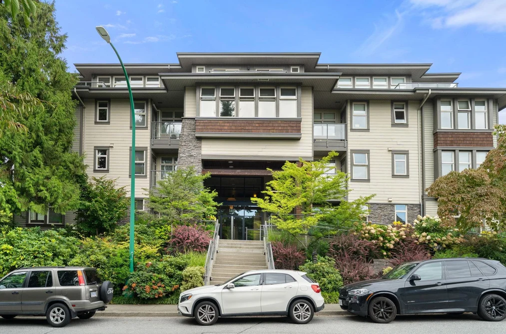 188 W 29 St Unit 208, North Vancouver, BC - MLS: R3174541