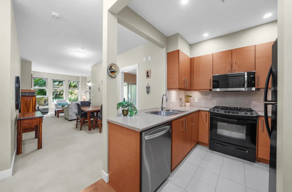208 188 W 29 STREET, North Vancouver BC V7N 0A2, North Vancouver BC — Residential for Sale - Photo 6